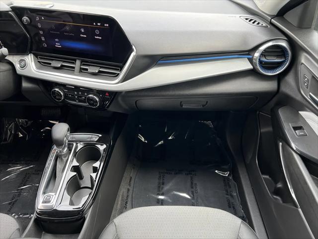 2025 Chevrolet Trax FWD LT
