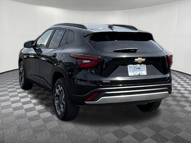 2025 Chevrolet Trax FWD LT