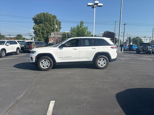 2023 Jeep Grand Cherokee Laredo 4x4 2023 Jeep Grand Cherokee Laredo 4x4