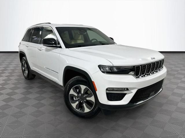 2022 Jeep Grand Cherokee 4xe Limited 4x4 2022 Jeep Grand Cherokee 4xe Limited 4x4