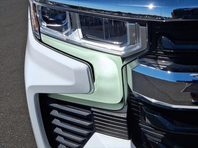 2023 Chevrolet Silverado 1500 4WD Double Cab Standard Bed LT with 2FT