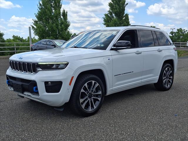 2022 Jeep Grand Cherokee 4xe Overland 4x4