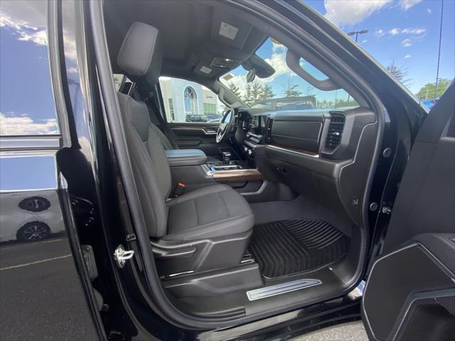 2025 GMC Sierra 1500 4WD Crew Cab Short Box Elevation with 3SB