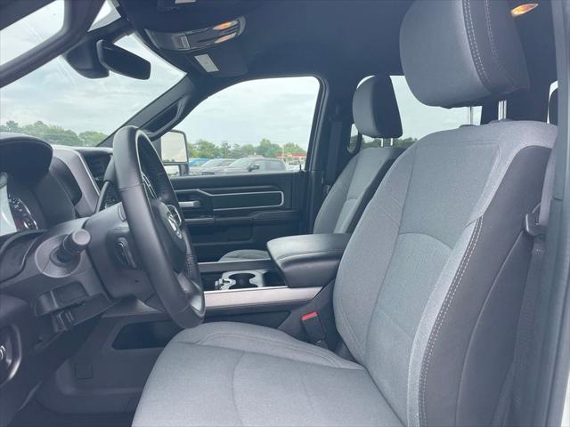2024 RAM 2500 Big Horn Crew Cab 4x4 64 Box 2024 RAM 2500 Big Horn Crew Cab 4x4 64 Box