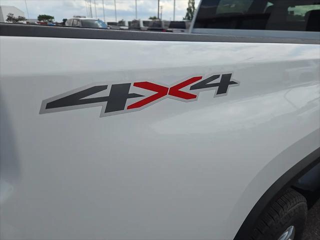 2025 Chevrolet Silverado 2500HD 4WD Crew Cab Standard Bed LT