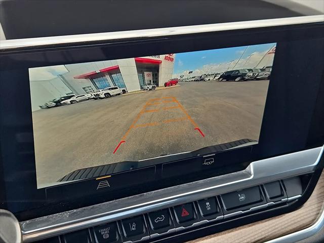 2025 Chevrolet Silverado 2500HD 4WD Crew Cab Standard Bed LT