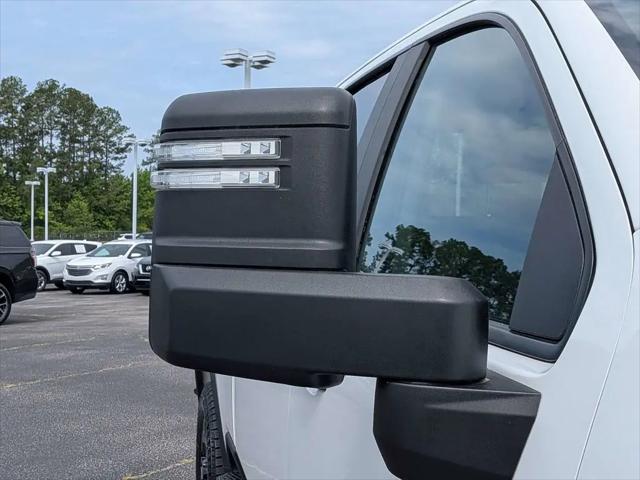 2020 Chevrolet Silverado 2500HD 4WD Crew Cab Standard Bed Custom