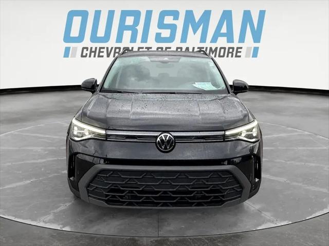 2025 Volkswagen Taos 1.5T SE Black