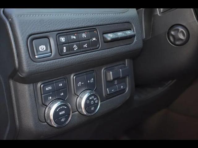 2024 GMC Yukon 4WD Denali