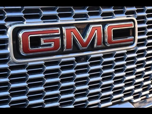2024 GMC Yukon 4WD Denali