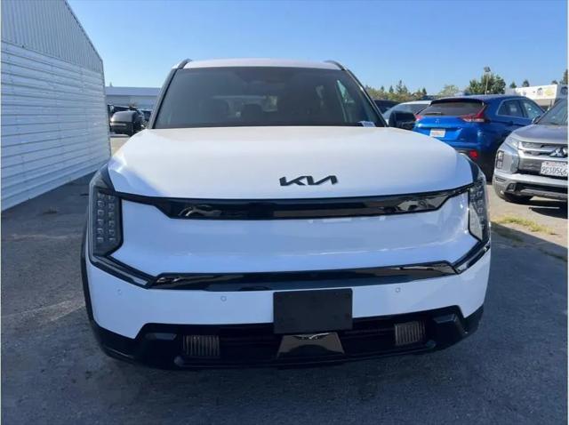 2026 Kia EV9 Land