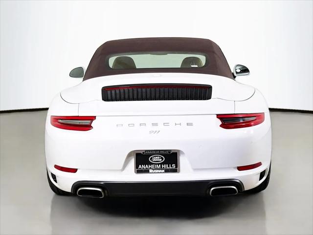 2017 Porsche 911 Carrera