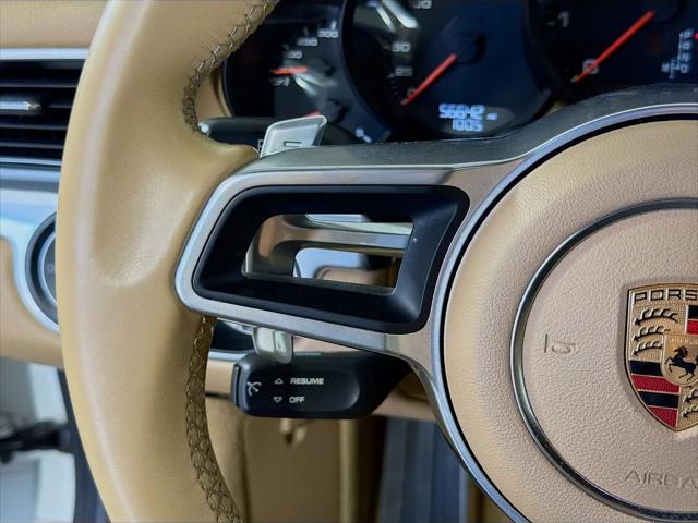 2017 Porsche 911 Carrera