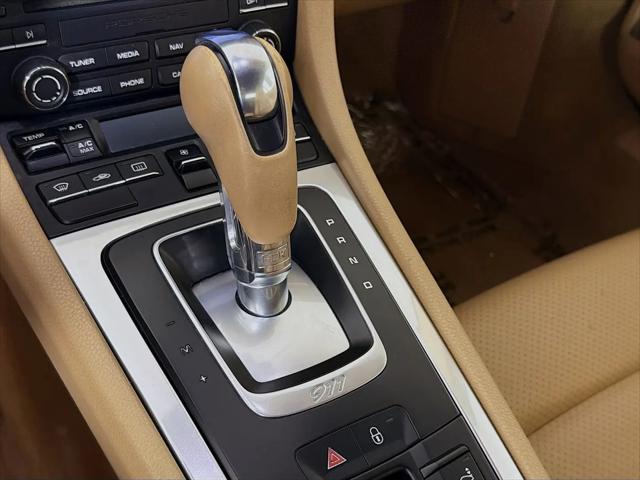 2017 Porsche 911 Carrera