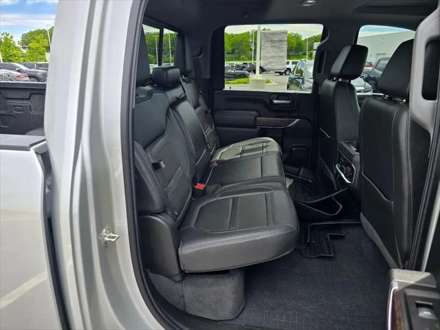 2020 GMC Sierra 2500HD 4WD Crew Cab Standard Bed Denali