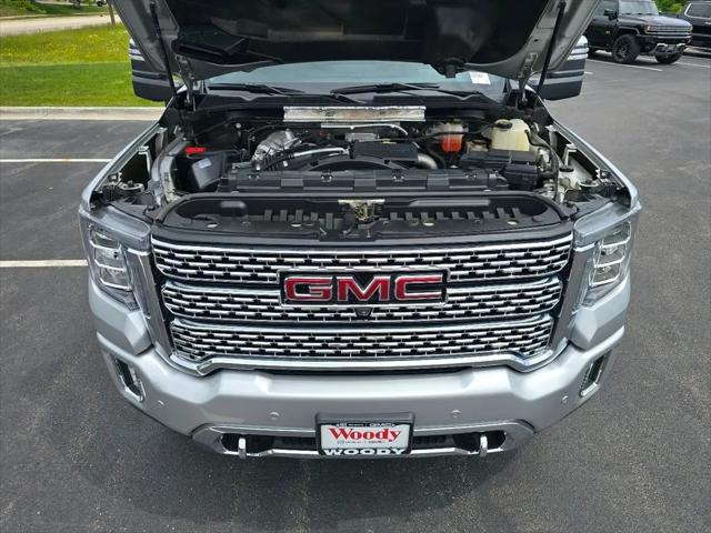 2020 GMC Sierra 2500HD 4WD Crew Cab Standard Bed Denali