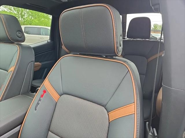 2026 GMC Canyon AT4, 4WD