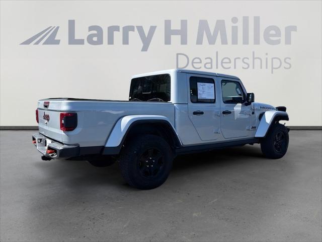 2022 Jeep Gladiator Sport