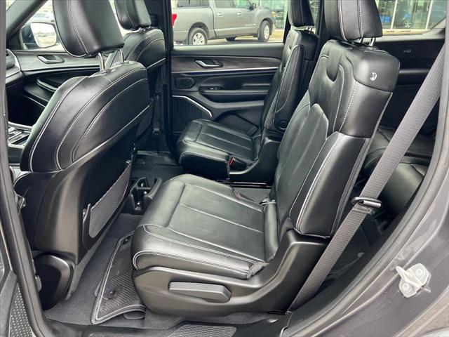 2023 Jeep Grand Cherokee L Overland 4x4