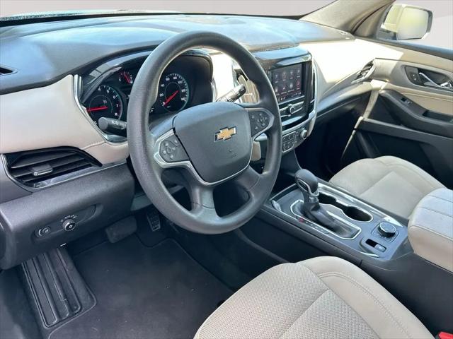 2022 Chevrolet Traverse AWD LS