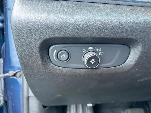 2022 Chevrolet Traverse AWD LS