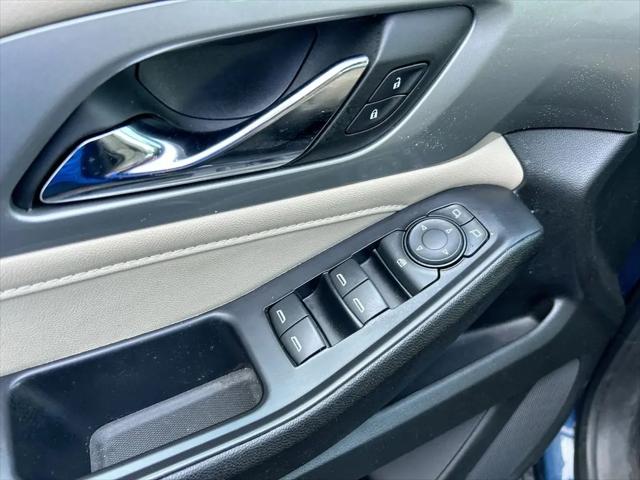 2022 Chevrolet Traverse AWD LS