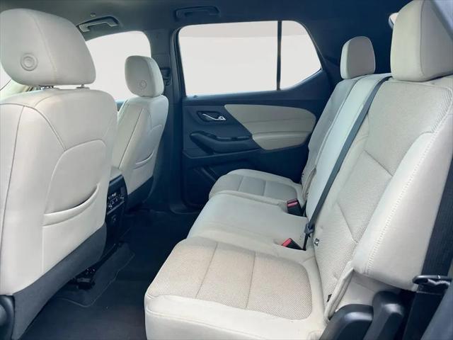 2022 Chevrolet Traverse AWD LS