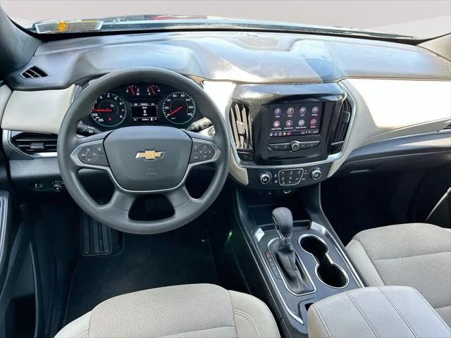 2022 Chevrolet Traverse AWD LS
