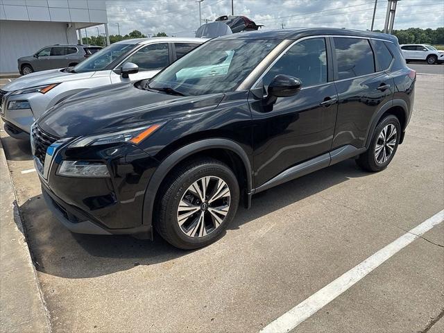 2022 Nissan Rogue SV FWD