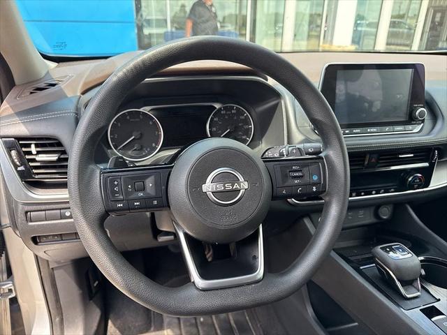 2022 Nissan Rogue SV FWD