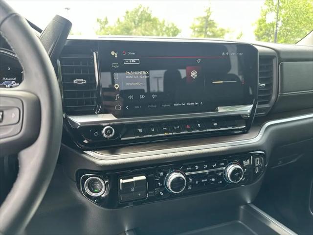 2026 GMC Sierra 2500HD Crew Cab, Standard Bed, SLT, 4WD