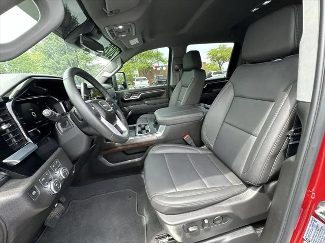 2026 GMC Sierra 2500HD Crew Cab, Standard Bed, SLT, 4WD