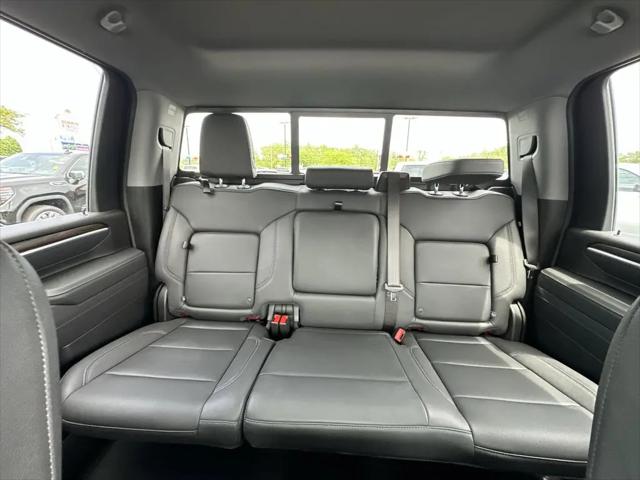 2026 GMC Sierra 2500HD Crew Cab, Standard Bed, SLT, 4WD