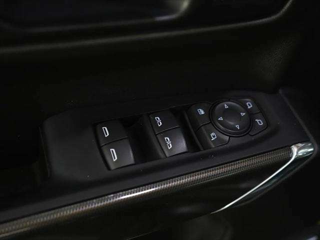 2022 GMC Sierra 1500 Limited 4WD Crew Cab Short Box AT4