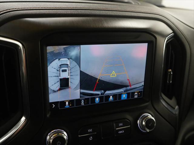 2022 GMC Sierra 1500 Limited 4WD Crew Cab Short Box AT4