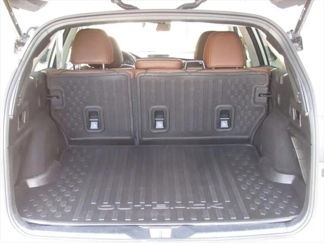 2023 Subaru Outback Touring