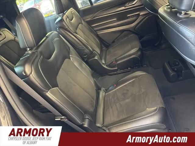 2023 Jeep Grand Cherokee L Altitude 4x4