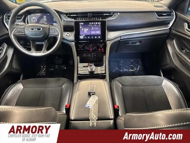 2023 Jeep Grand Cherokee L Altitude 4x4