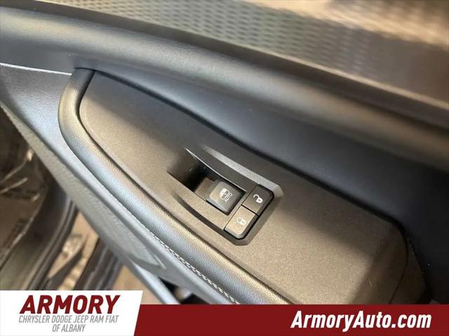 2023 Jeep Grand Cherokee L Altitude 4x4