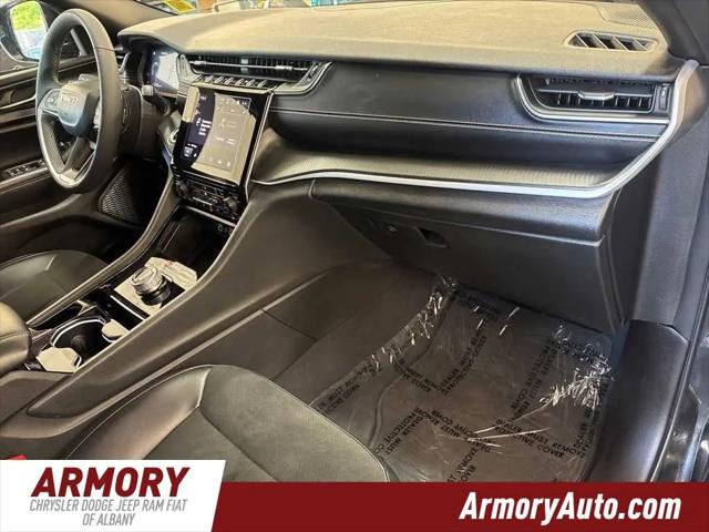 2023 Jeep Grand Cherokee L Altitude 4x4