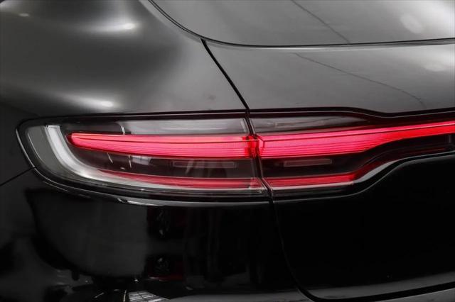 2021 Porsche Macan Macan