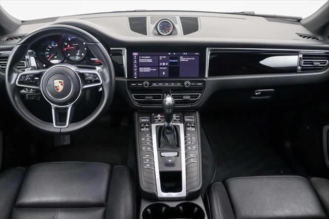 2021 Porsche Macan Macan