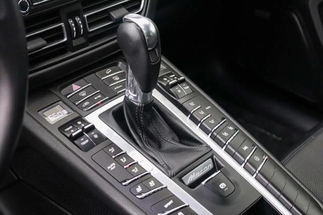 2021 Porsche Macan Macan
