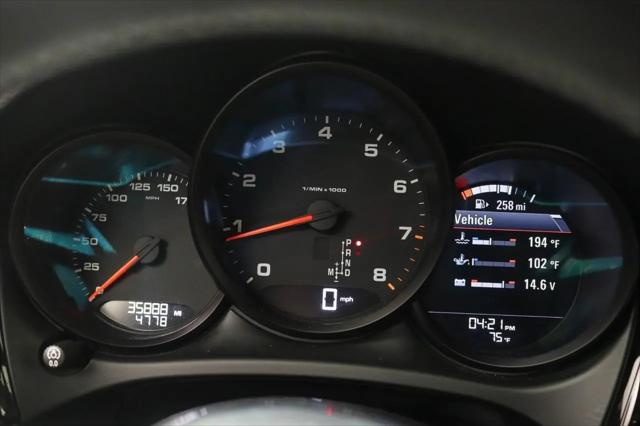 2021 Porsche Macan Macan