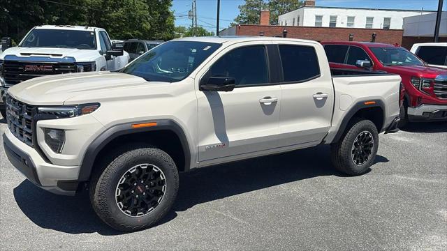 2026 GMC Canyon AT4, 4WD