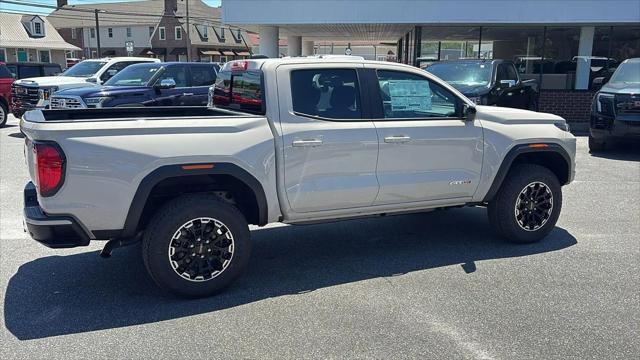 2026 GMC Canyon AT4, 4WD