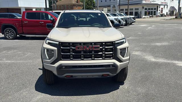 2026 GMC Canyon AT4, 4WD