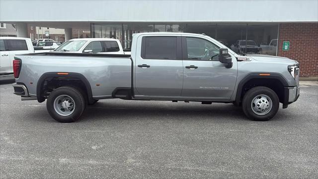 2026 GMC Sierra 3500HD Crew Cab, Long Bed, Pro Dual Rear Wheel, 4WD