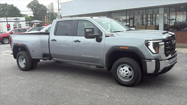 2026 GMC Sierra 3500HD Crew Cab, Long Bed, Pro Dual Rear Wheel, 4WD