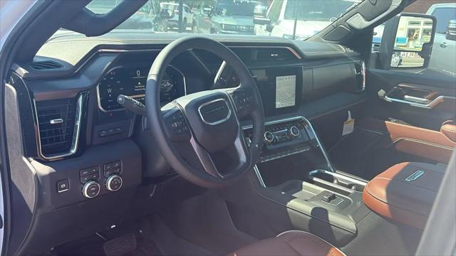 2026 GMC Sierra 2500HD Crew Cab, Standard Bed, Denali Ultimate, 4WD